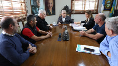 Se-concreto-la-donacion-del-predio-de-la-escuela-de-San-Roque-al-municipio