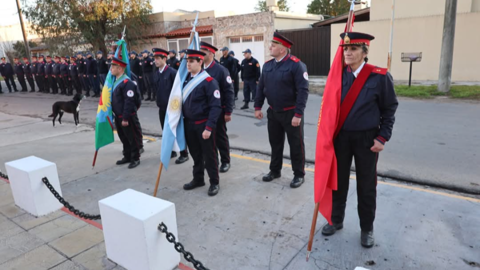 Se desarrolló el acto oficial por el Día del Bombero Voluntario