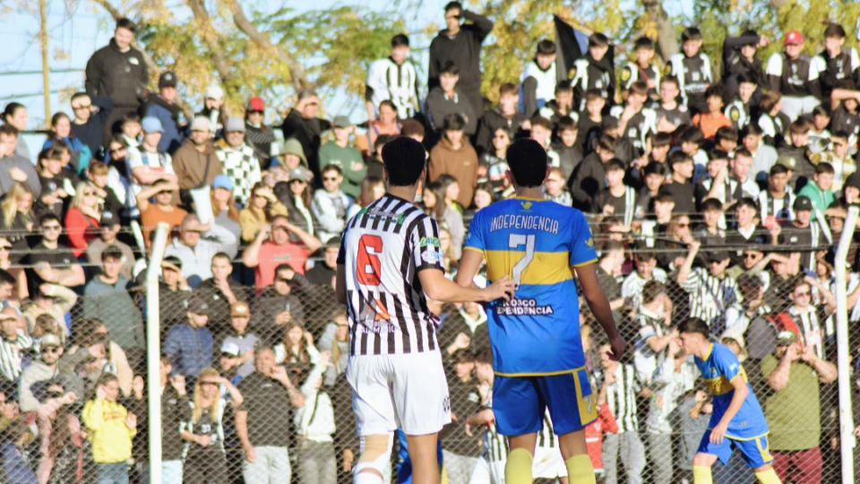 Atlético derrotó a Independencia y se adjudicó con la Copa de Clubes