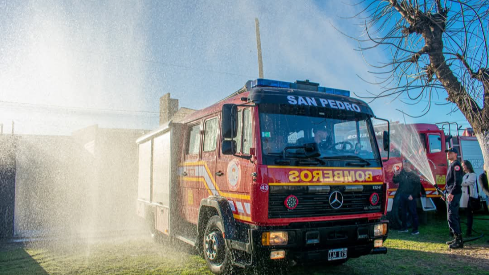 Bomberos Voluntarios celebró sus 66 años de vida
