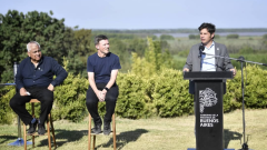 Kicillof-anuncio-el-inicio-de-obras-para-ampliar-la-capacidad-energetica-de-San-Pedro