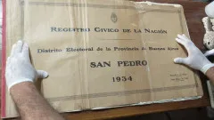 Ceden-un-padron-electoral-de-1934-al-archivo-de-documentacion-del-Museo-Paleontologico